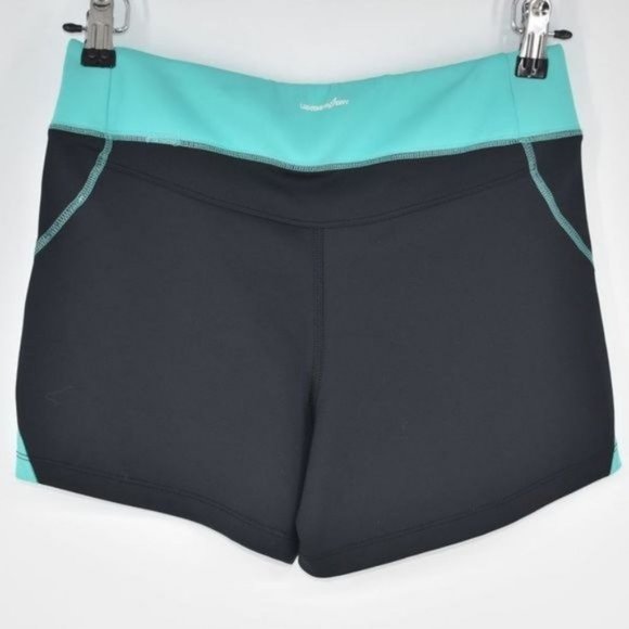 New Balance Pants - New Balance slim fit athletic modern shorts black